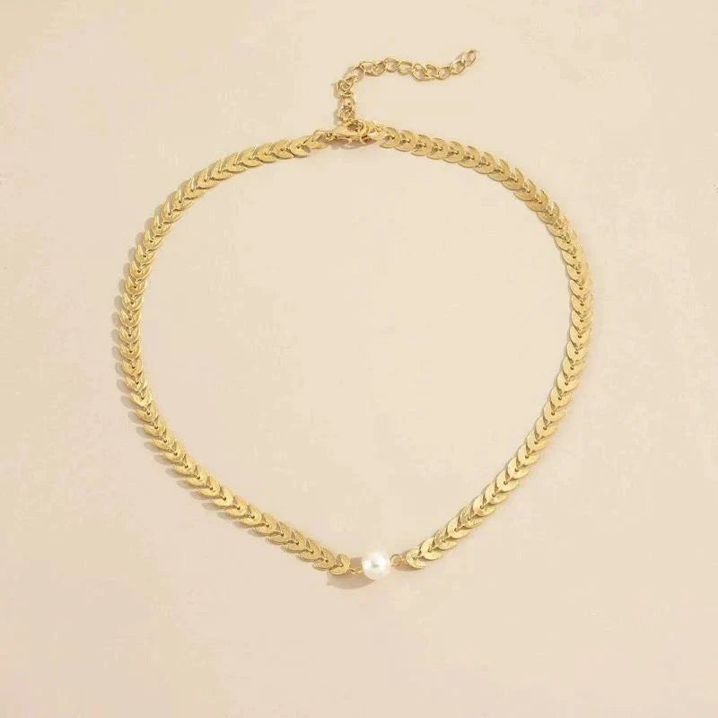 Cecilia | griego con perla en oro