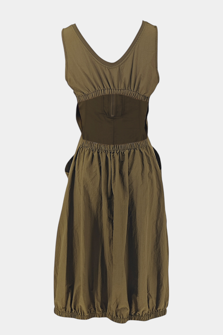 Katana | Vestido Midi con Dobladillo de Burbujas y Corsé Ajustado