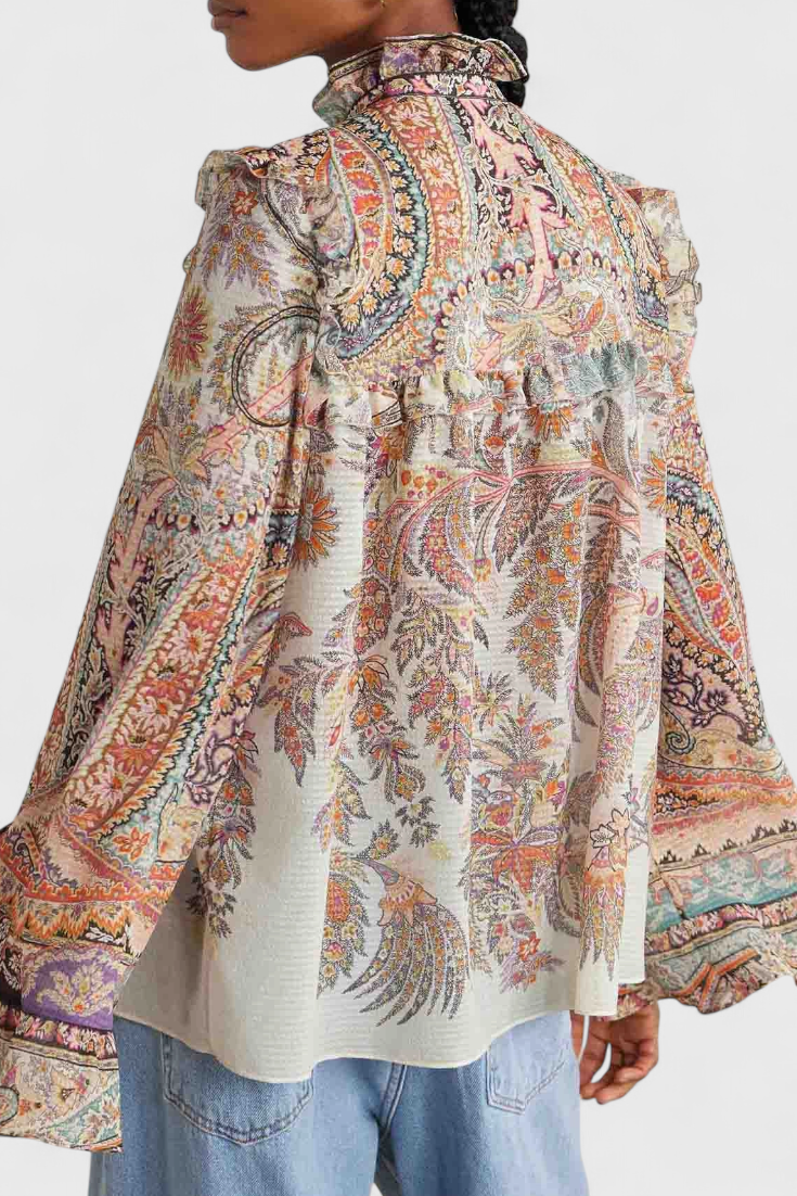 Corona | Conjunto con Blusa de Volantes y Estampado Vintage Paisley