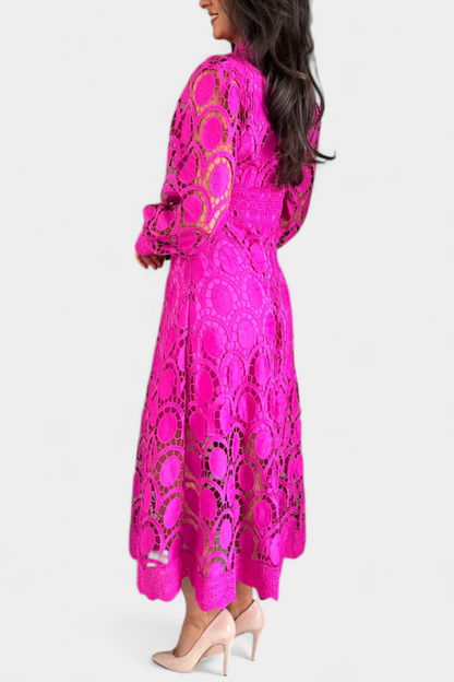 Jovie | Vestido Midi de Encaje Bordado con Cuello Alto