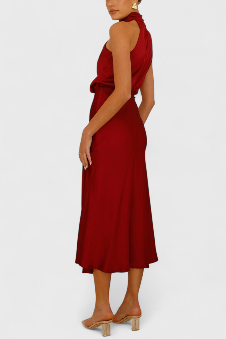 Rina | Vestido Elegante de Cuello Halter Drapeado