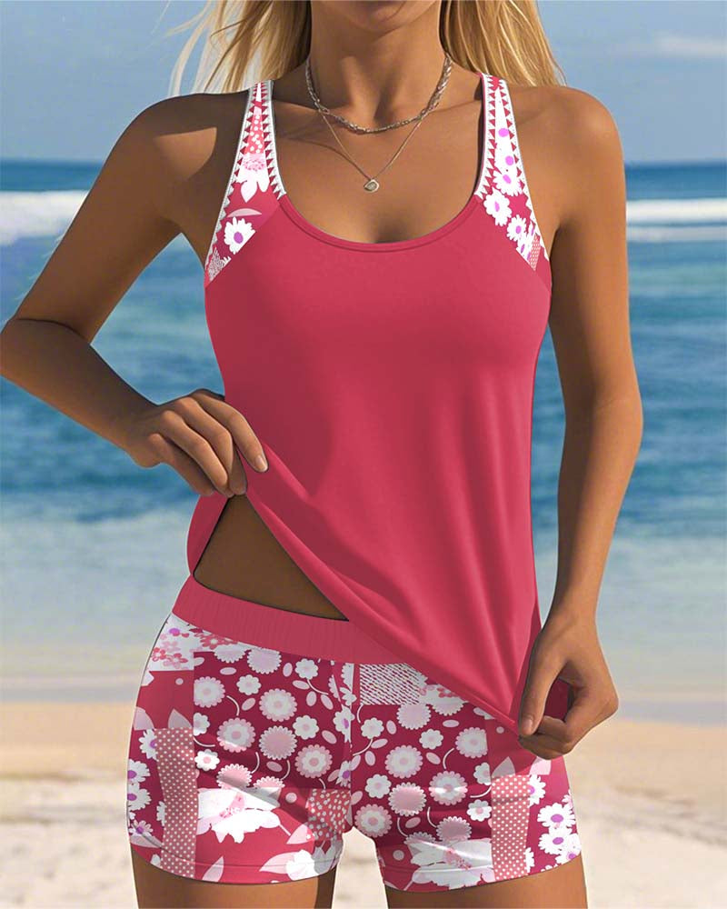 Teodora | Tankini camiseta con short de baño estampado