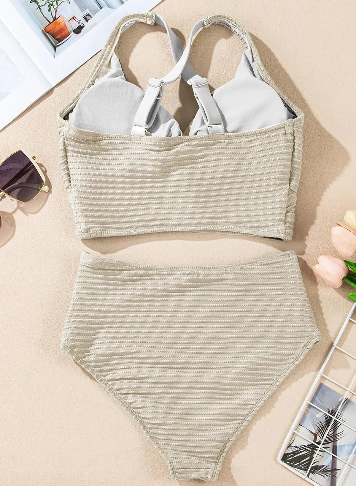 Crescencia | Bikini texturizado de tiro alto con top cruzado