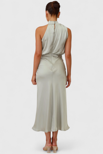 Rina | Vestido Elegante de Cuello Halter Drapeado