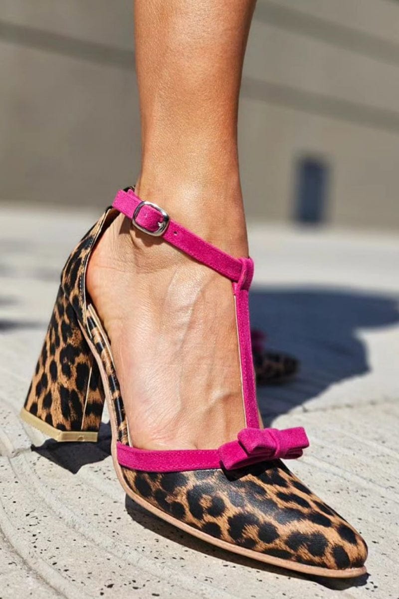 Ximena | Tacón Alto con Estampado Leopardo y Detalle Fucsia