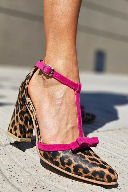 Ximena | Tacón Alto con Estampado Leopardo y Detalle Fucsia