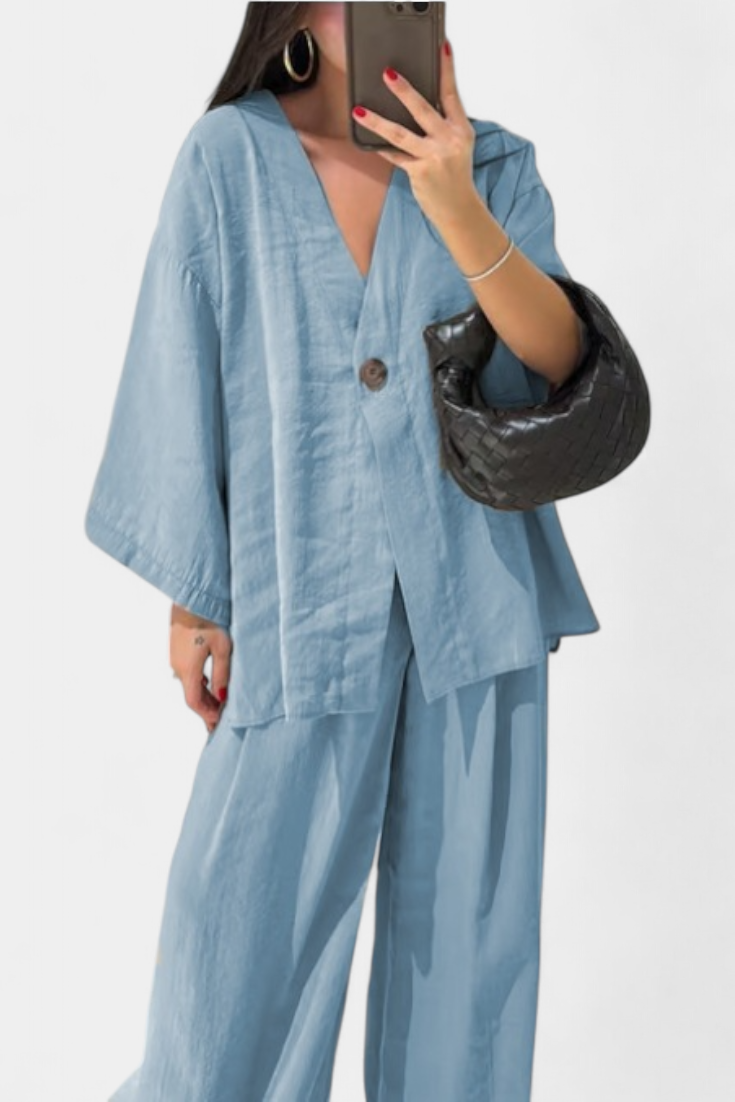 Eli | Conjunto Oversize de Top con Cuello en V y Pantalón Recto