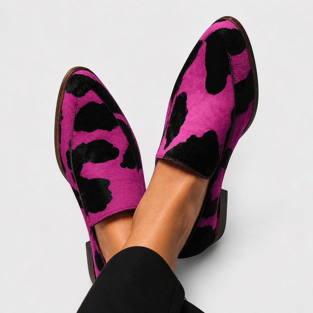 Elisabet | Mocasín Estampado Vaca con Borlas