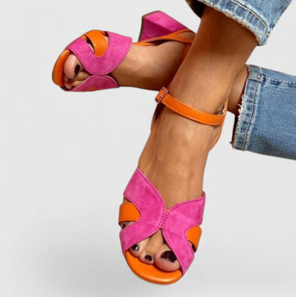 Solange | Sandalia Compensada Colorida con Tira Ajustable