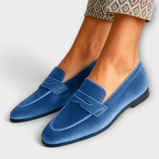 Louise | Zapatillas de Terciopelo con Estilo Atemporal