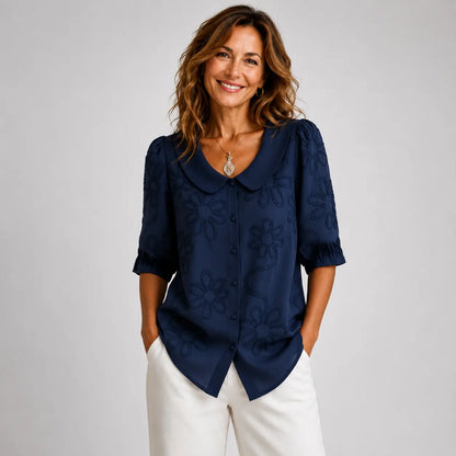 Clotilde | Blusa con cuello Peter Pan y bordado floral