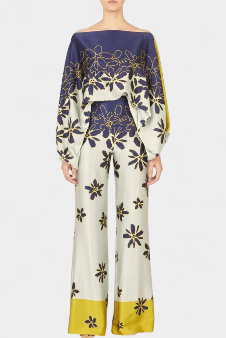 Joana-Maria | Conjunto de Dos Piezas con Hombros Descubiertos y Pantalones Amplios Estampados