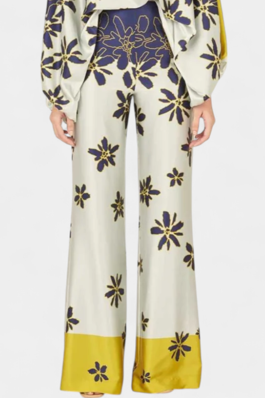 Joana-Maria | Conjunto de Dos Piezas con Hombros Descubiertos y Pantalones Amplios Estampados