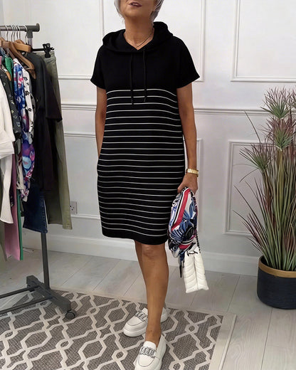 Nydia | Vestido Casual con Capucha y Rayas de Punto