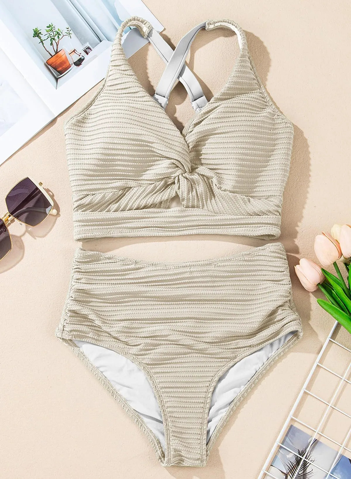 Crescencia | Bikini texturizado de tiro alto con top cruzado