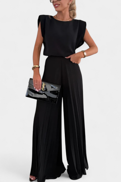 Liora | Conjunto de Dos Piezas con Top Estructurado y Pantalón Plisado