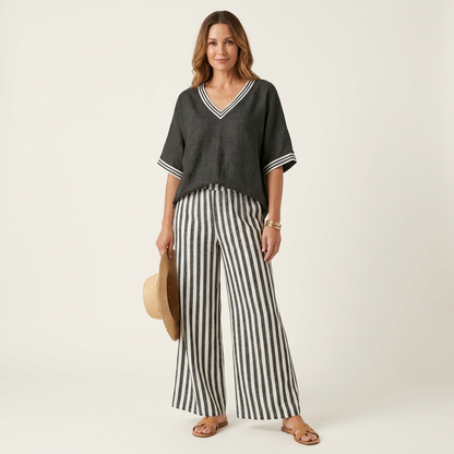 Calixta | Conjunto de Top con Ribete y Pantalón de Rayas