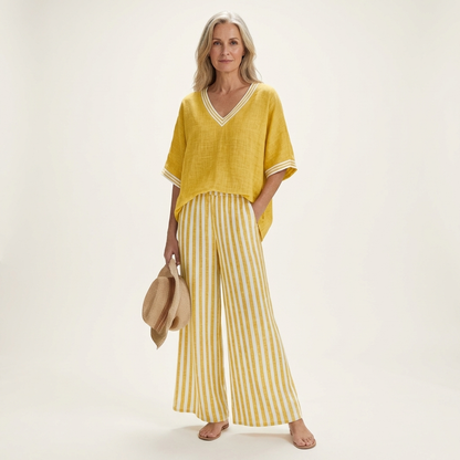 Calixta | Conjunto de Top con Ribete y Pantalón de Rayas
