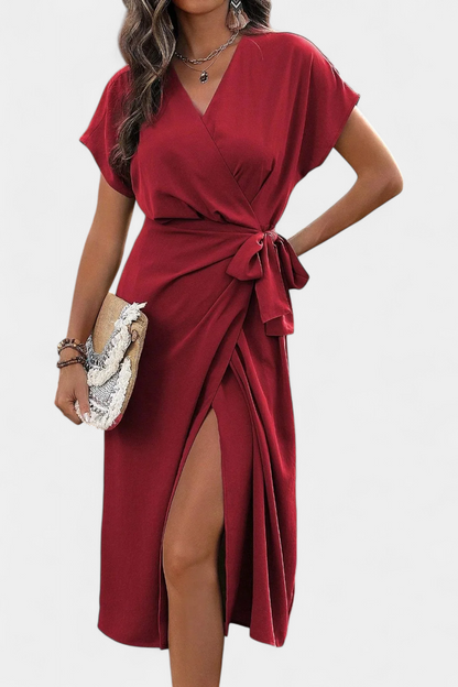 Begoña | Vestido Cruzado con Cinturón y Abertura Sutil
