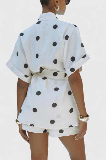 Carmina | Conjunto de Kimono con Nudo y Shorts con Lunares