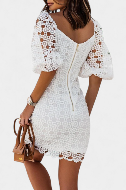 Engracia | Vestido Corto de Encaje con Mangas Abullonadas