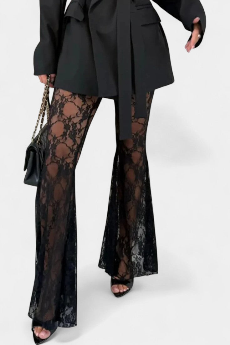 Demelza | Conjunto de Blazer Oversized y Pantalones con Encaje Floral