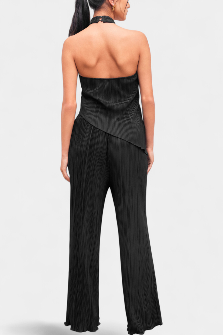Pilarica | Conjunto Plisado con Top Asimétrico Halter y Pantalón Fluido