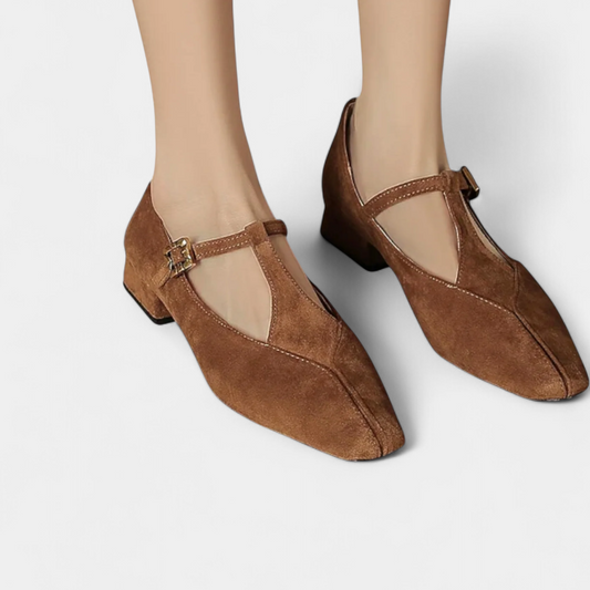 Elly | Tacones Bajos con Tira y Hebilla