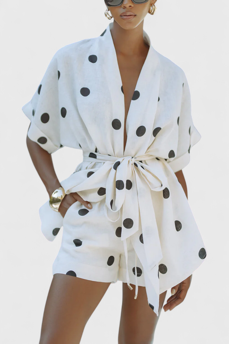 Carmina | Conjunto de Kimono con Nudo y Shorts con Lunares