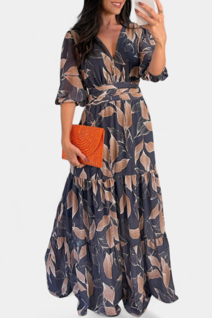 Aísha | Vestido Largo Floral con Corte Fluido y Motivo de Hojas