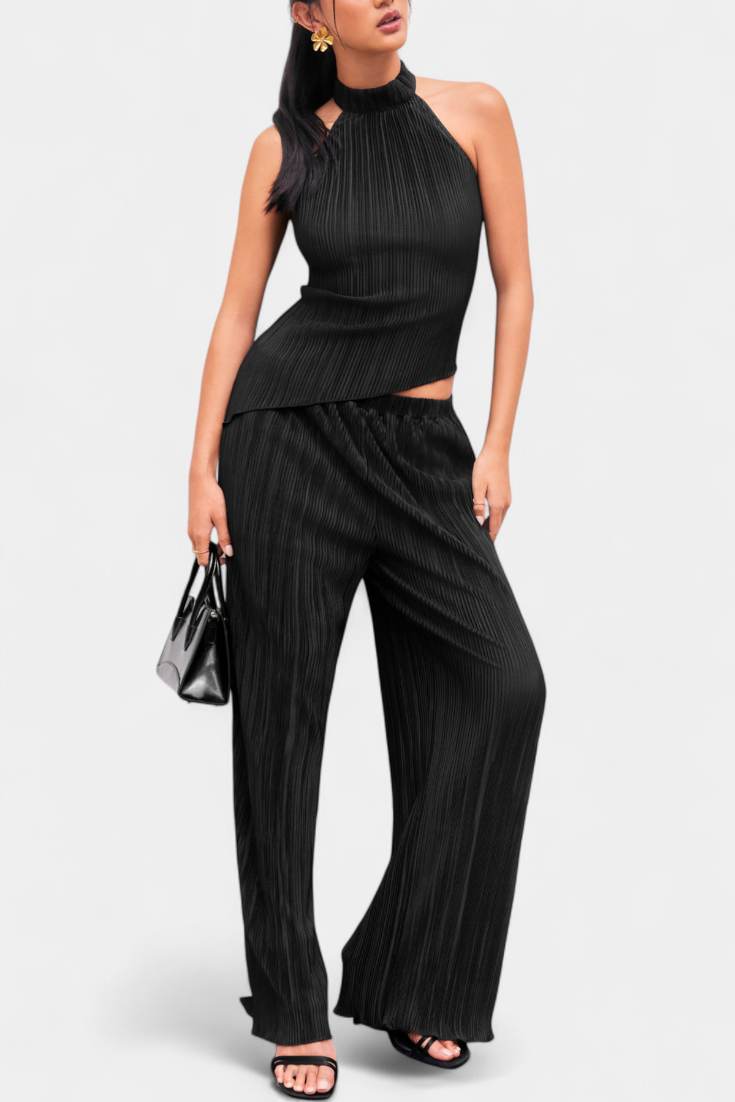 Pilarica | Conjunto Plisado con Top Asimétrico Halter y Pantalón Fluido