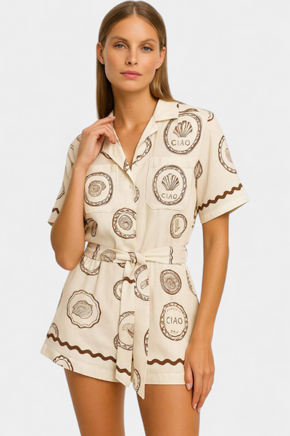 Jéssica-Rafaela | Mono Camiseta con Detalle de Concha y Botones