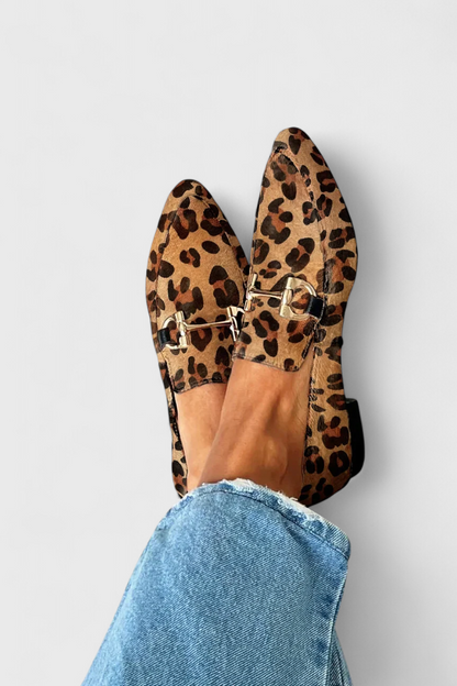 Lluvia | Mocasines Elegantes Con Patrón Grabado Y Tacón Sutil
