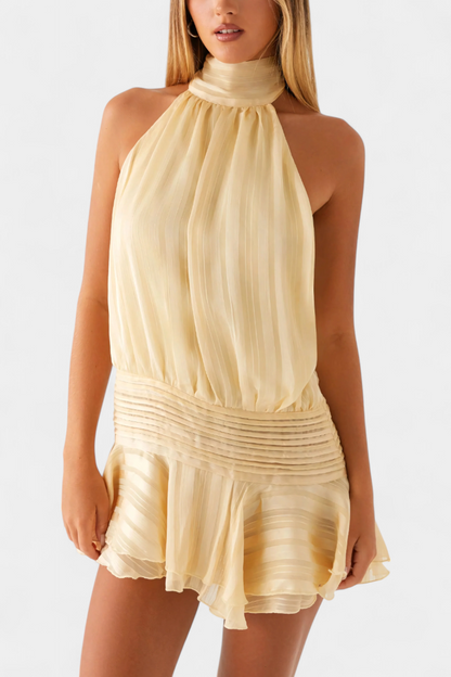 Azucena | Vestido Mini con Espalda Abierta y Cintura Plisada