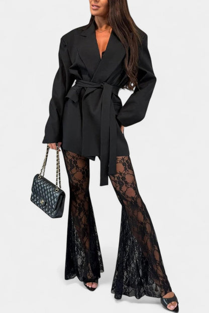 Demelza | Conjunto de Blazer Oversized y Pantalones con Encaje Floral