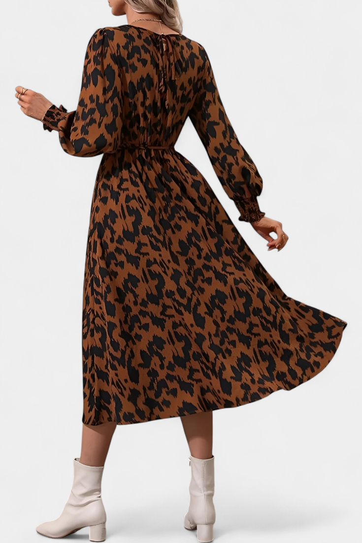 Yasmin | Vestido A-Line de Leopardo con Cintura Ajustable