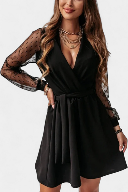 Calandra | Vestido Mini Elegante con Escote Sofisticado y Silueta Favorecedora