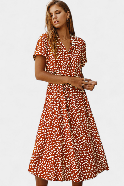 Rovena | Vestido Midi de Lunares con Cuello Camisero y Cintura Ajustable
