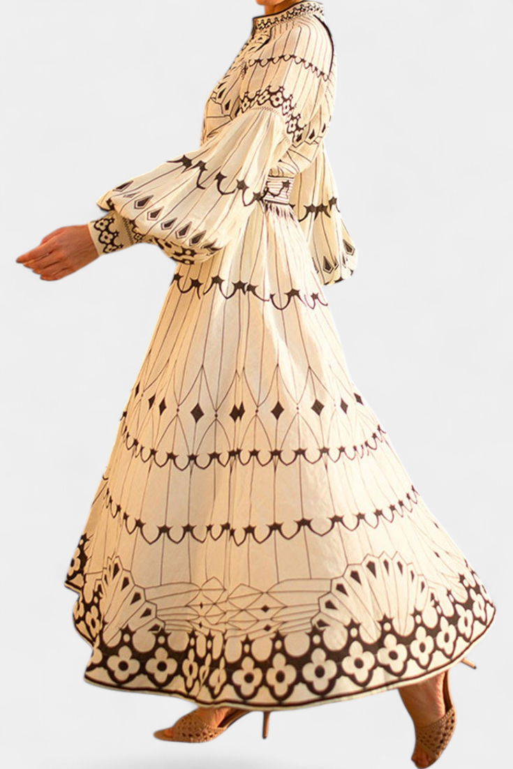 Kelly-Kelly | Vestido Maxi Botón Bordado de Estilo Folk